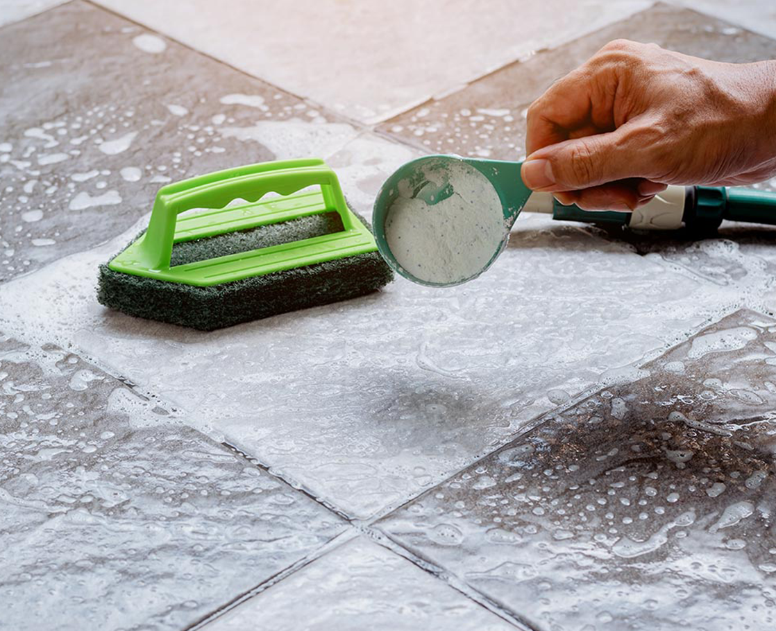 Как отмыть плитку после ремонта: что использовать, чтобы отмыть надёжно - фото 7