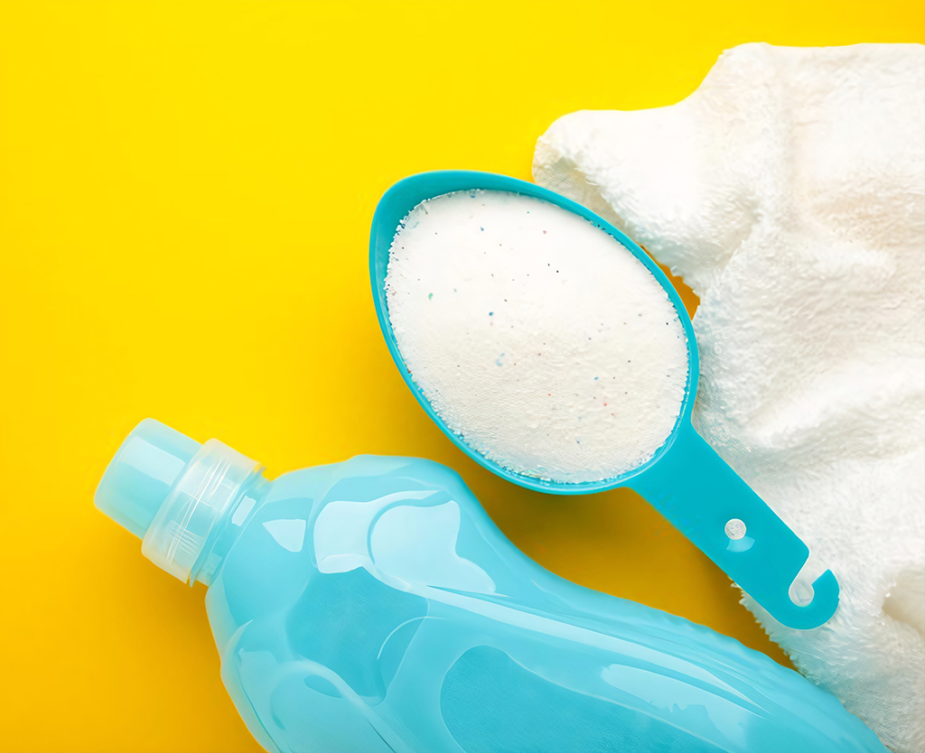 Как отбелить пожелтевшие белые вещи в домашних условиях - фото 1